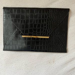 Bcbg black clutch